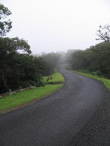 The road to Kaas