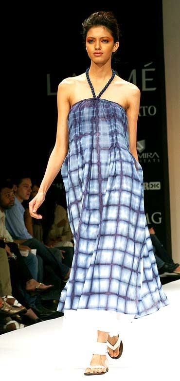 Asmita Marwa used tie and dye to create a checkered effect