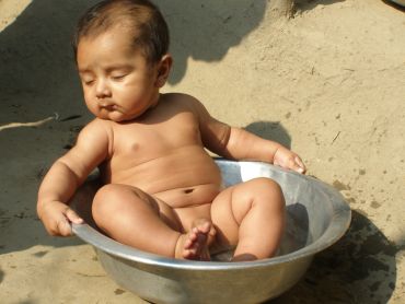 Unusual summer pics: A siesta in the tub!