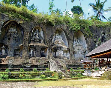 Gunung Kawi is an 11th century temple in Tampaksiring. The shrines are carved into the cliff.
