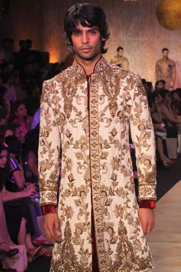 A Manish Malhotra creation at HDIL India Couture Week