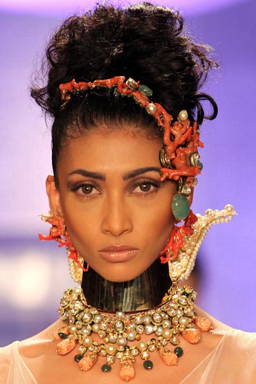 A Raj Mahtani creation at HDIL India Couture Week