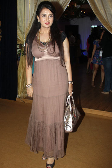 Poonam Dhillon at HDIL India Couture Week