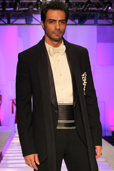 Arjun Rampal for Shahab Durazi at HDIL India Couture Week