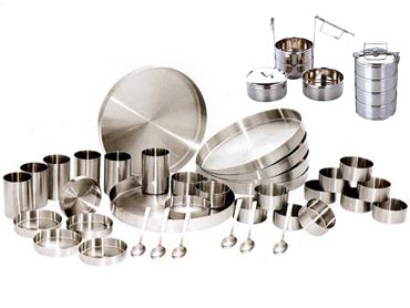 A stainless steel dinner set and tiffin carrier