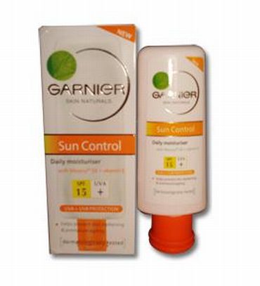 Garnier Sun Control Moisturiser