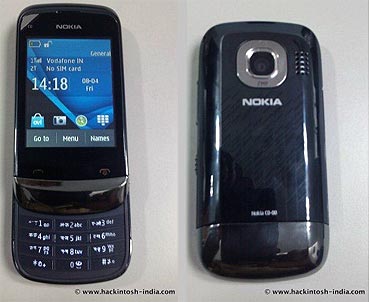 Nokia C2-06 Touch and Type dual SIM slider