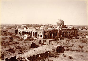 Great Mosque in Gulbarga Fort