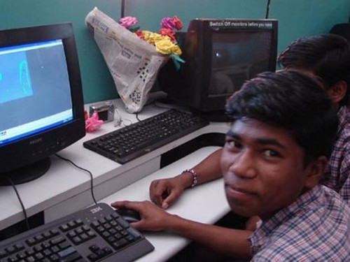 One of the projects YFP undertook is running a school on the outskirts of Mumbai. They managed to get a computer lab in place for them