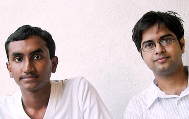 Vaibhav Tidke with his colleague Swapnil Kokate (aged 19) who works with him at Science For Society