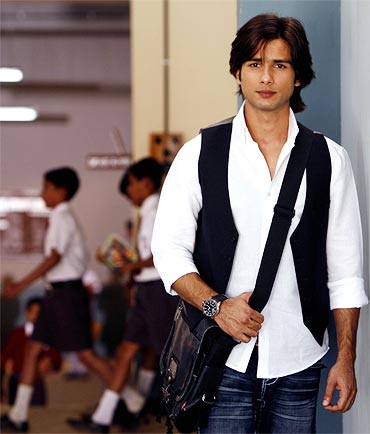 2011 is all about change for Pisceans like Shahid Kapoor