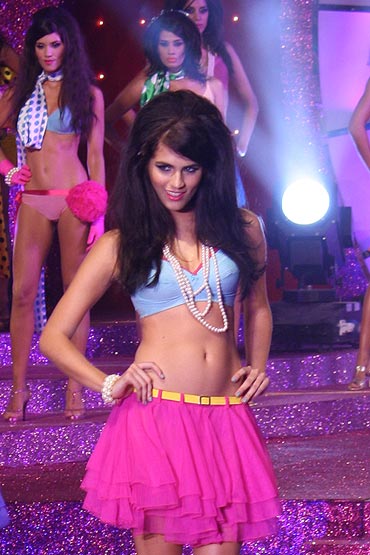 Images: Indian models in luscious lingerie!