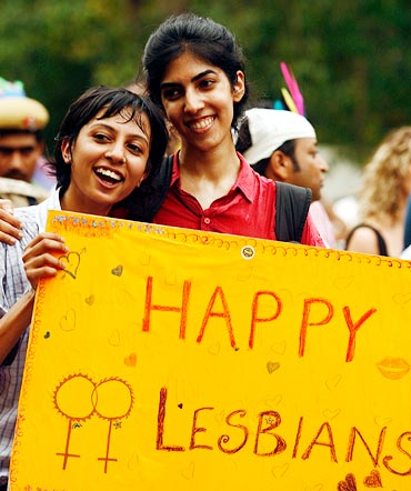 Participants take part in a gay pride march in New Delhi June 28, 2009