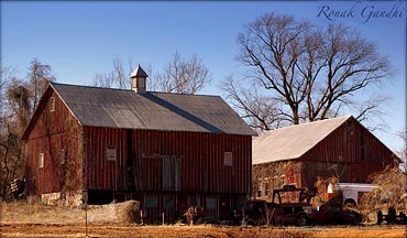 An abandoned barn in a rural area outside Baltimore City, Maryland, USA