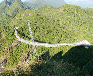 Bridge across the mountain