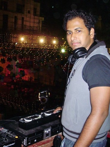 DJ Reverb aka Nikhil Khedekar