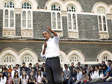 Obama adressing students of St Xavier's College in Mumbai