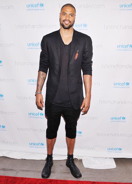 Tyson Chandler shows off his edgy side at the 'A Year In A New York Minute' photo exhibition at Canoe Studios in New York City