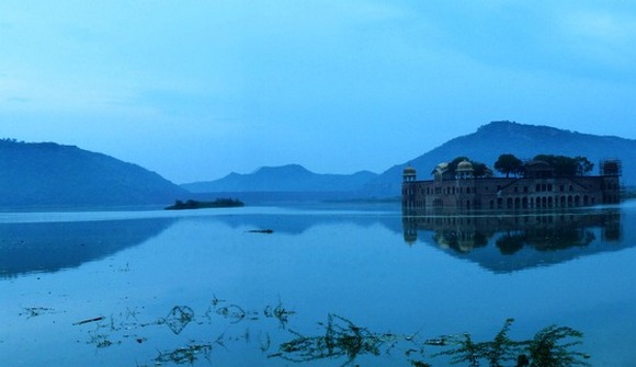 Jal Mahal takes you into a different world altogether
