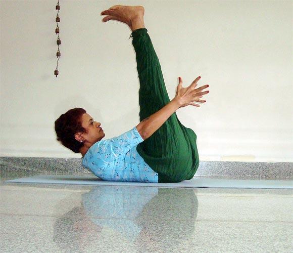 Dwipadahastasana