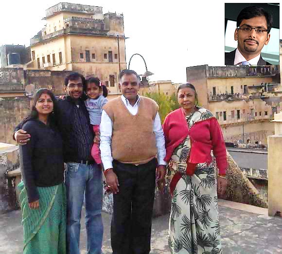 A file photo of Vikas Khemani with his parents, wife and daughter at their ancestral home in Mandawa; Inset: Vikas Khemani