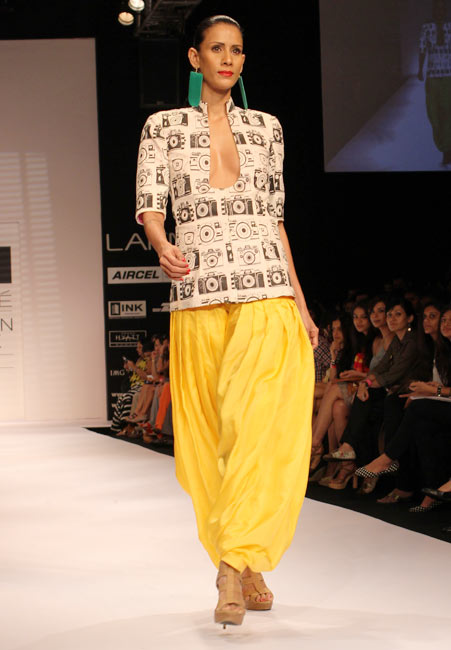 Kavita Kharayat  wears a Masaba Gupta collection