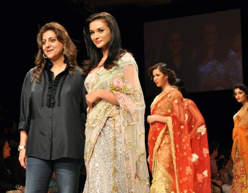 Amy Jackson with designer Bhairavi Jaikishan