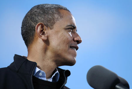 US President Barack Obama is pictured at an election campaign rally in Concord, New Hampshire, November 4, 2012.
