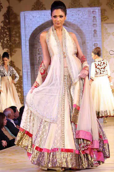For the banana body type, a lehenga with flair is ideal