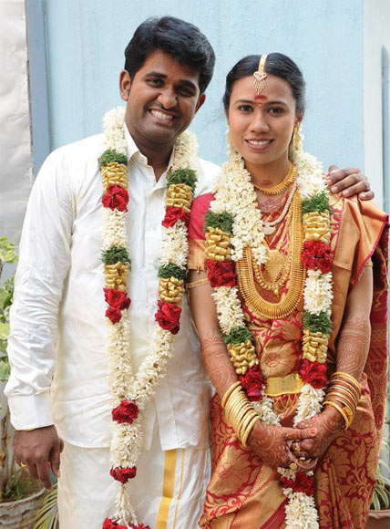 Karthikeyan with his wife Girisha