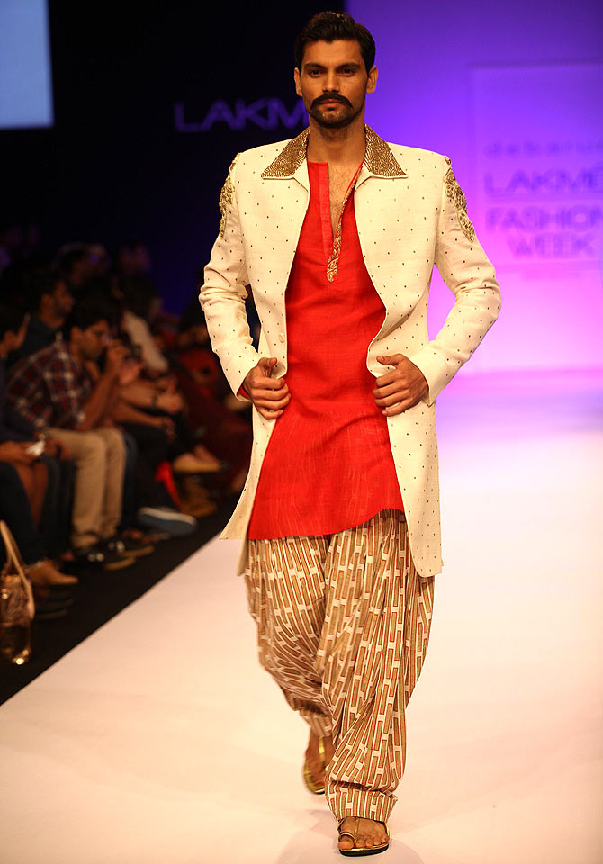 Photos: Glitz and glamour on the runway - Rediff Getahead