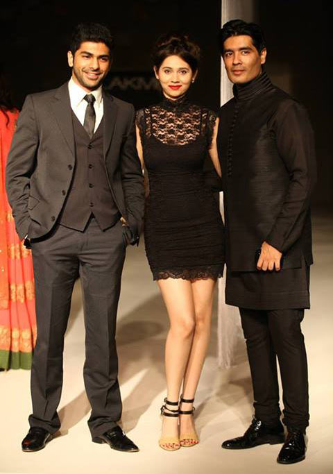 Tahaa Shah and Sashaa Agha with Manish Malhotra