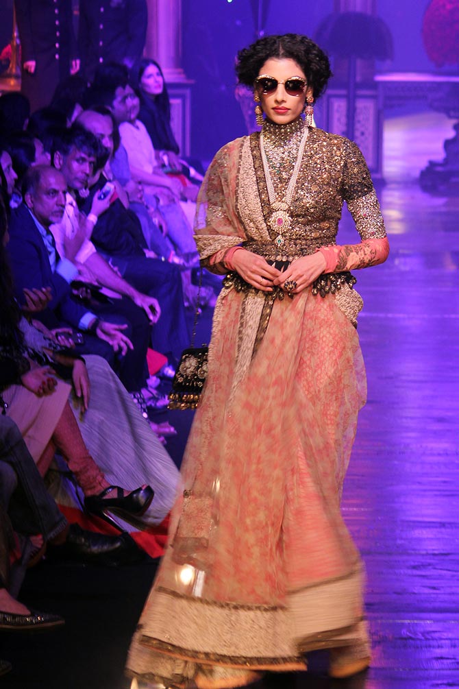 Indrani Dasgupta walked the runway for Sabyasachi Mukherjee in a luxurious crystal choli and a pair of sunglasses for his latest show at the Lakme Fashion Week