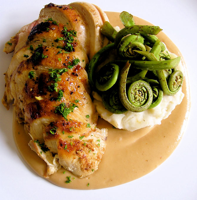 Lemon and Garlic Chicken with Mashed Potatoes