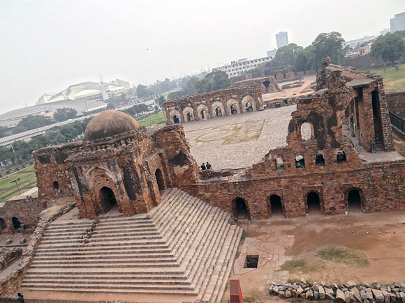 Jami masjid that lies in ruins now