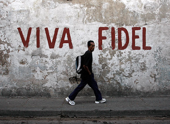 AMAZING PICS: Postcards from Cuba