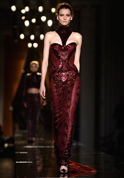 PICS: Versace's lingerie-inspired line opens Paris FW - Rediff Getahead