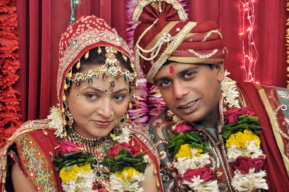 Rakhee Thakkar with her husband