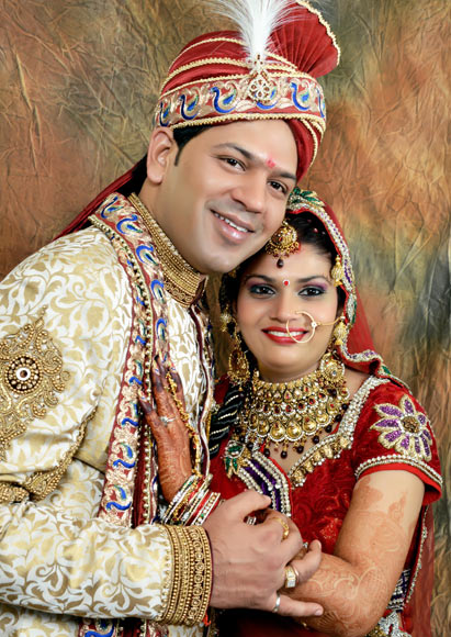 Amit Noonia with his wife Renu Malhan