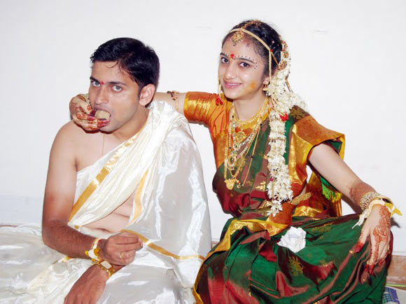 Mahendra K Bhide with his wife Akshatha Bhide