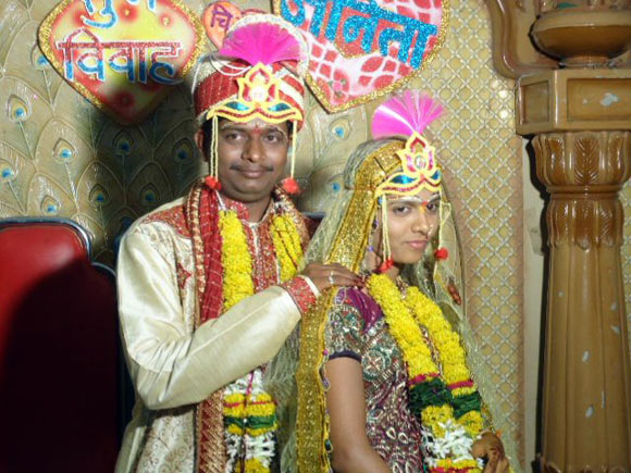Dhananjay Mane with his wife Anita