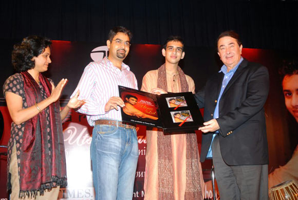 Actor Randhir Kapoor (extreme right) had launched Utsav Lal's solo album