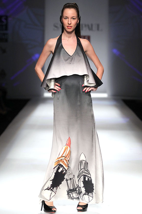 A model shows an outfit with the lipstick motif which according to Masaba symbolises femininity.