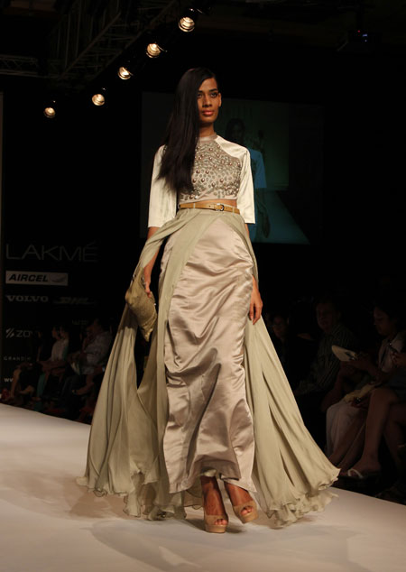 IMAGES: Formal wear goes fabulously sexy - Rediff Getahead