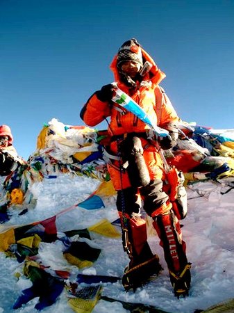 Nameirakpam Chingkheinganba on top of Mount Everest