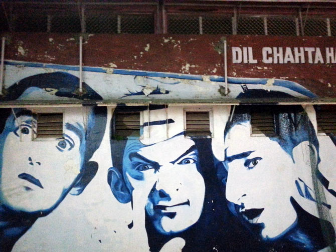 A wall painting of the trio from the Hindi film Dil Chahta Hai 