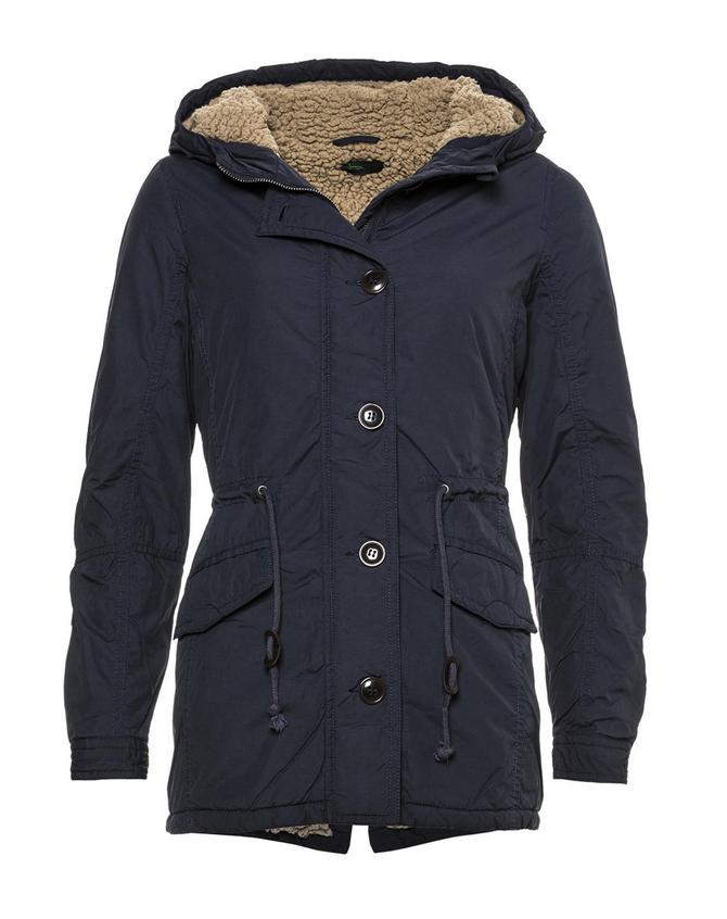 Parka jacket is cosy, light and timelessly urban. Go for it. Now.