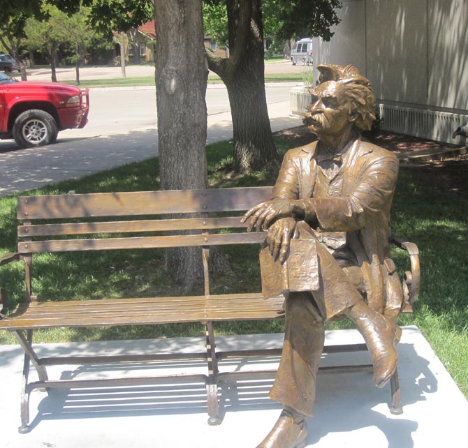 Mark Twain statue, Garden City, Kansas