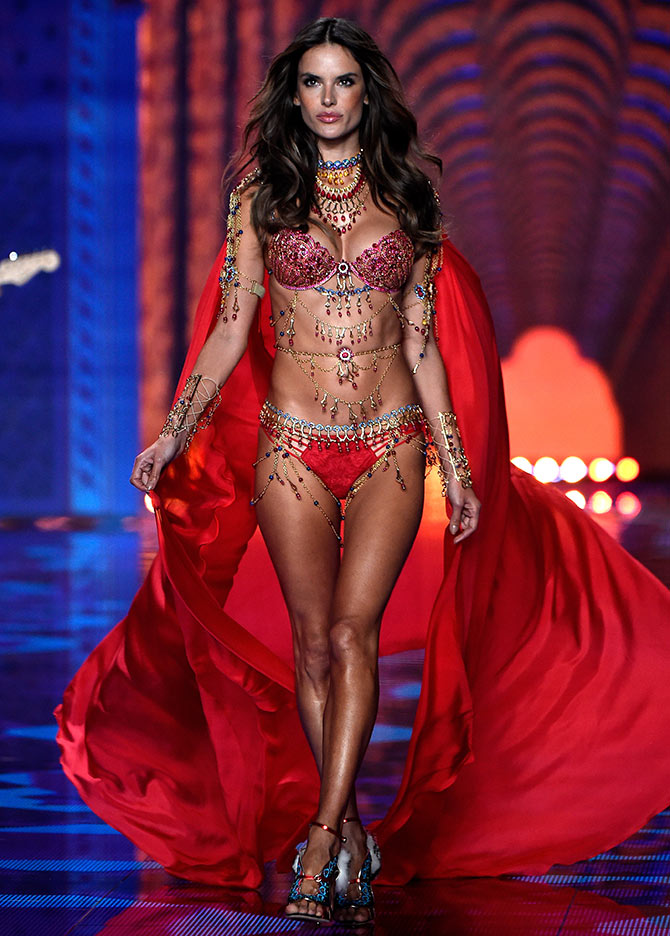 Fashion report: The Victoria's Secret Angels reveal what it takes to be  catwalk-ready