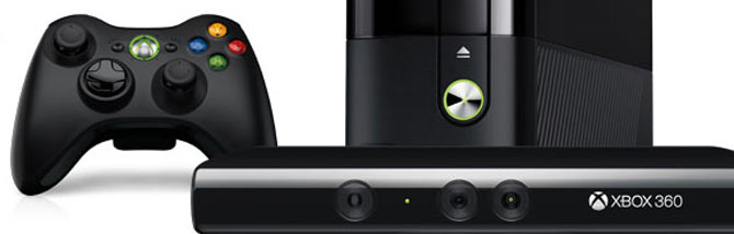 Microsoft Xbox 360 - 4 GB with Kinect Sensor Bundle